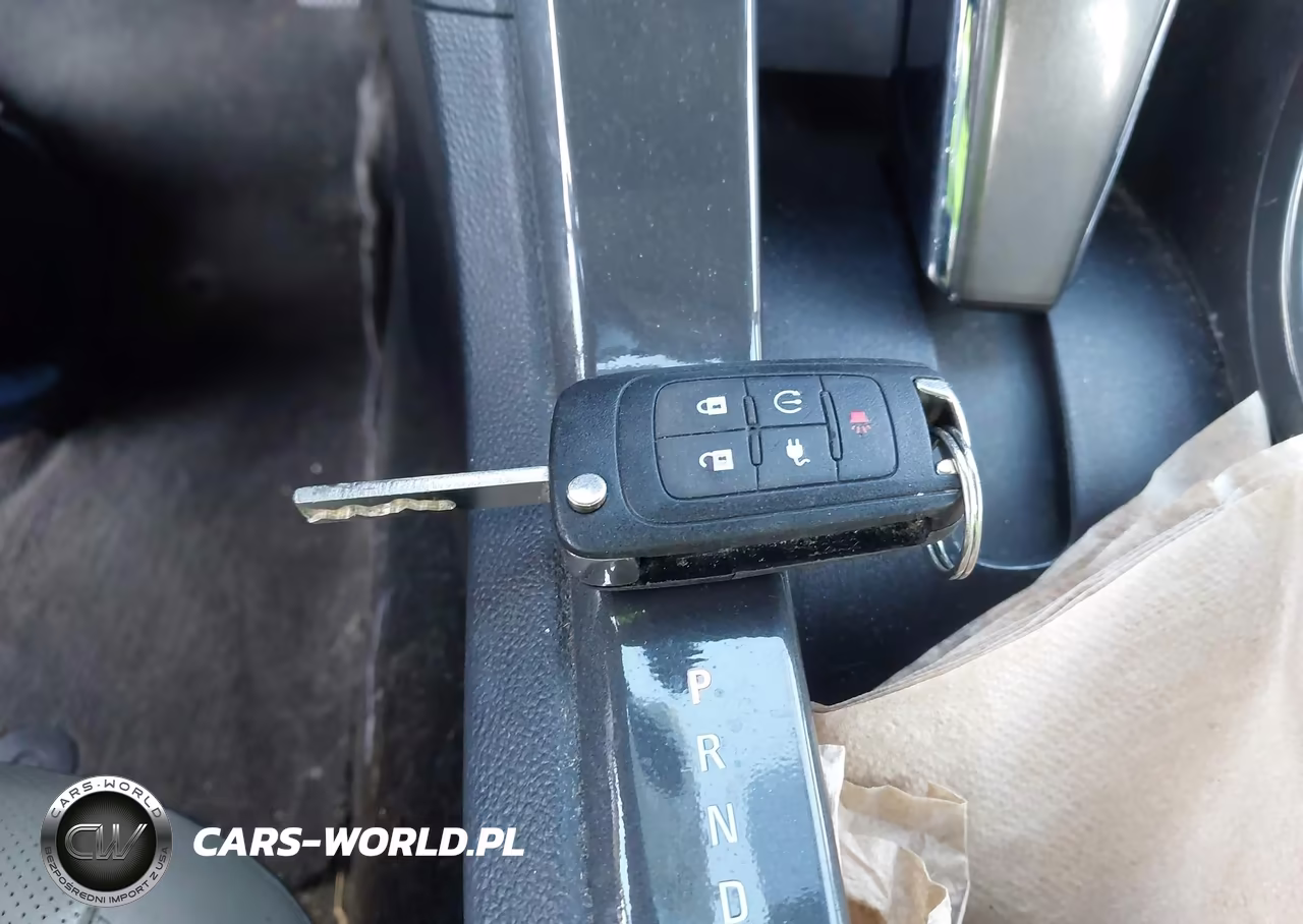 2012 Chevrolet Volt VIN:1G1RH6E4XCU127746 - 11