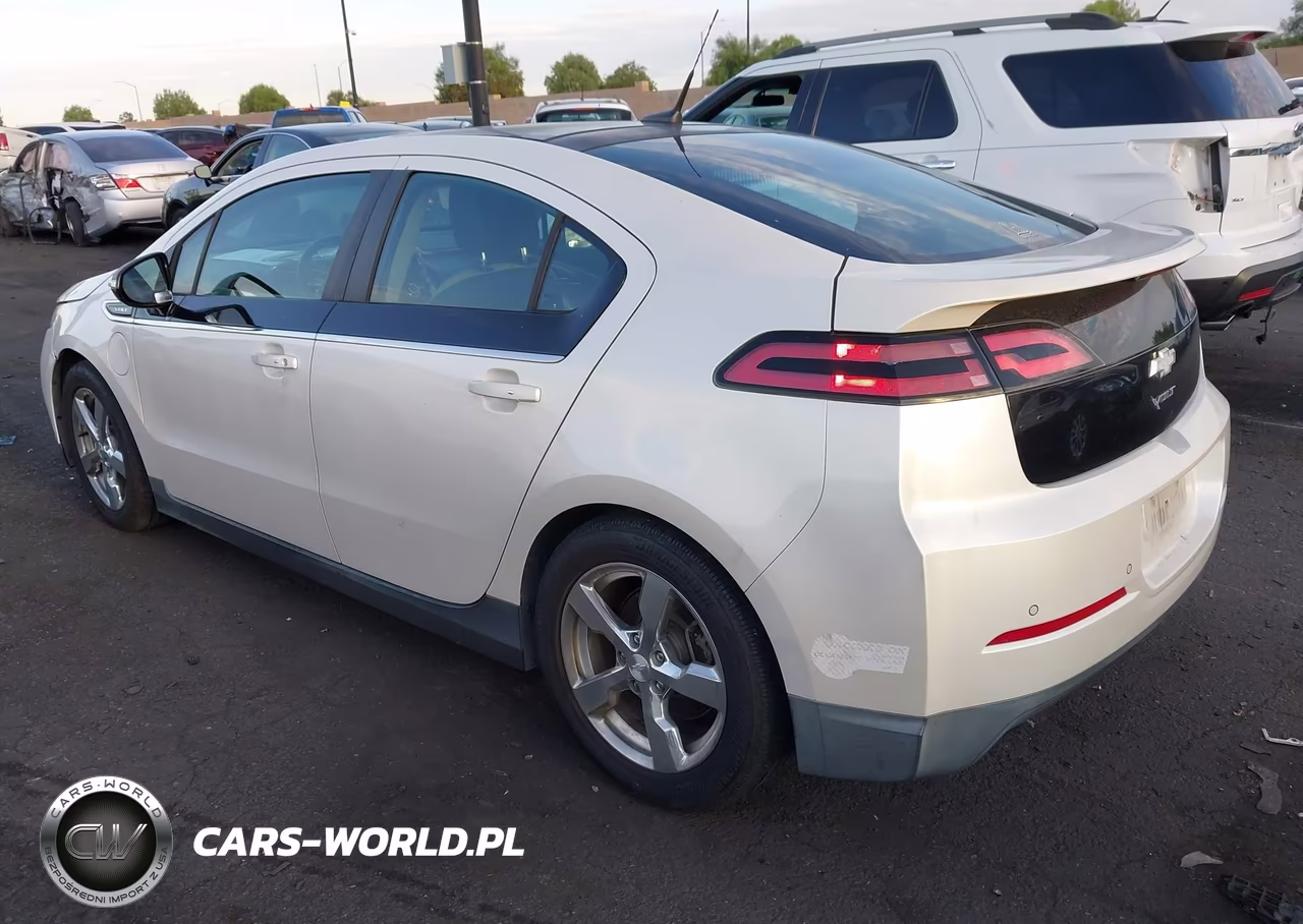 2012 Chevrolet Volt VIN:1G1RH6E4XCU127746 - 3