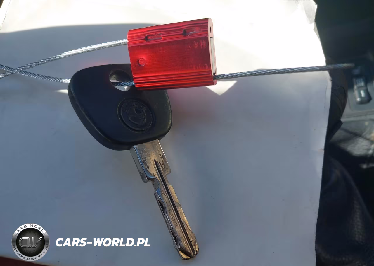 1994 BMW 325 Ic VIN:WBABJ5325RJC79209 - 11