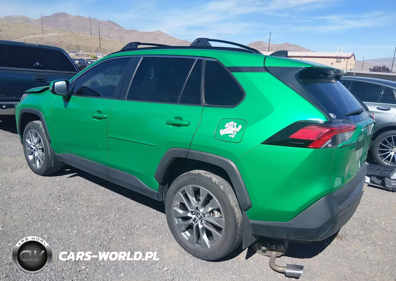 2022 Toyota Rav4 Xle Premium VIN:2T3A1RFV5NW321432 - 3
