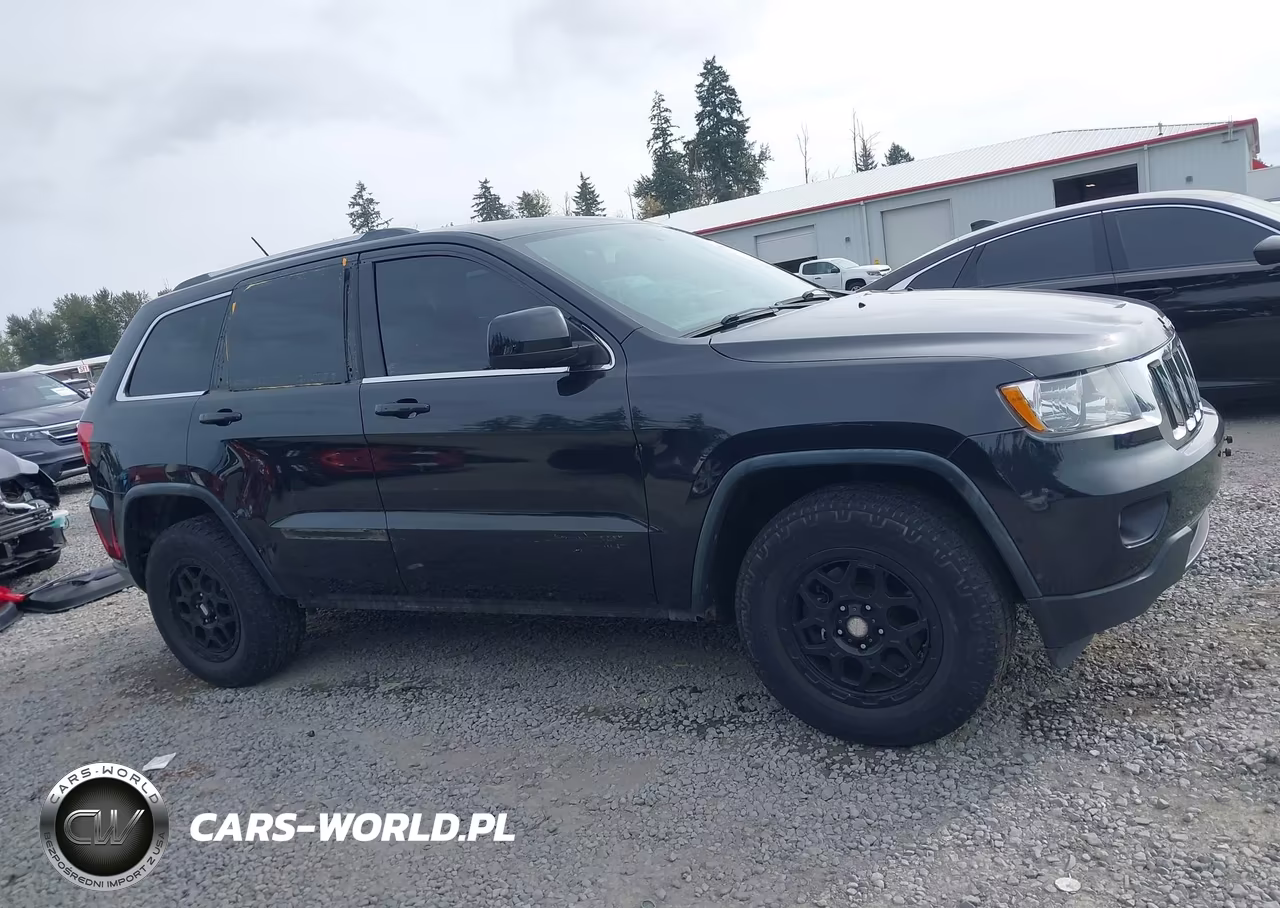 2011 Jeep Grand Cherokee Laredo VIN:1J4RR4GG7BC562108 - 14