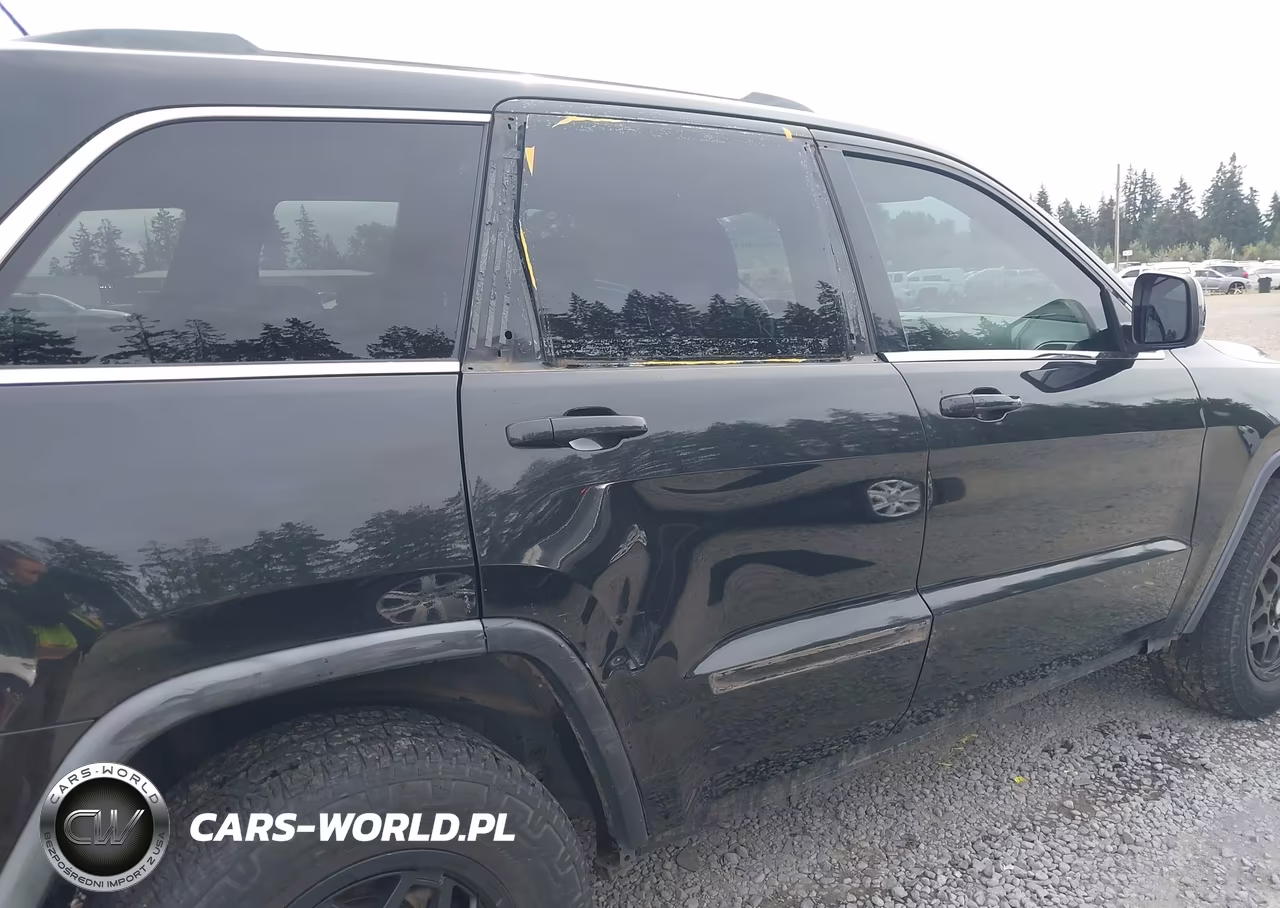2011 Jeep Grand Cherokee Laredo VIN:1J4RR4GG7BC562108 - 6
