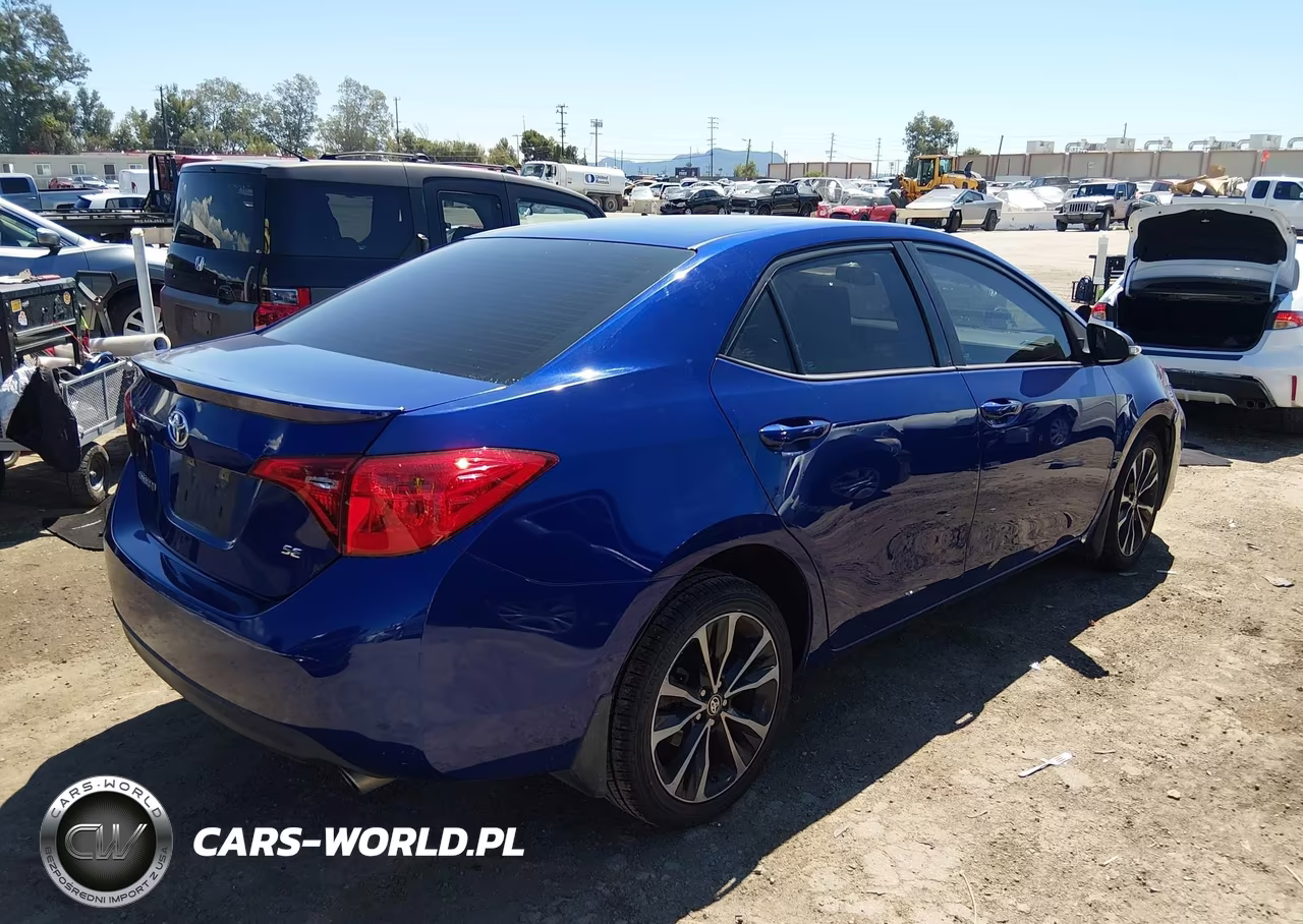 2017 Toyota Corolla Se VIN:5YFBURHE7HP613056 - 4