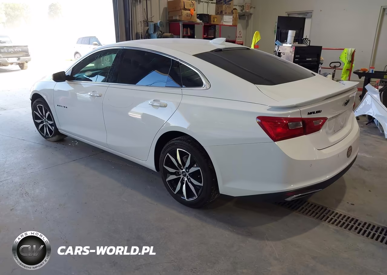 2024 Chevrolet Malibu Fwd Rs VIN:1G1ZG5ST9RF222689 - 3