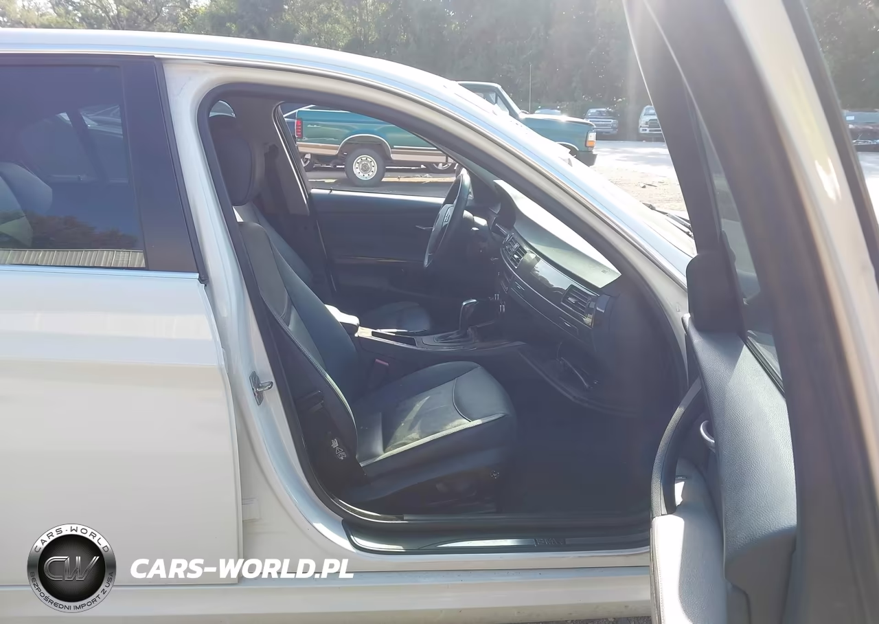 2010 BMW 335I xDrive VIN:WBAPL3C51AA407817 - 5