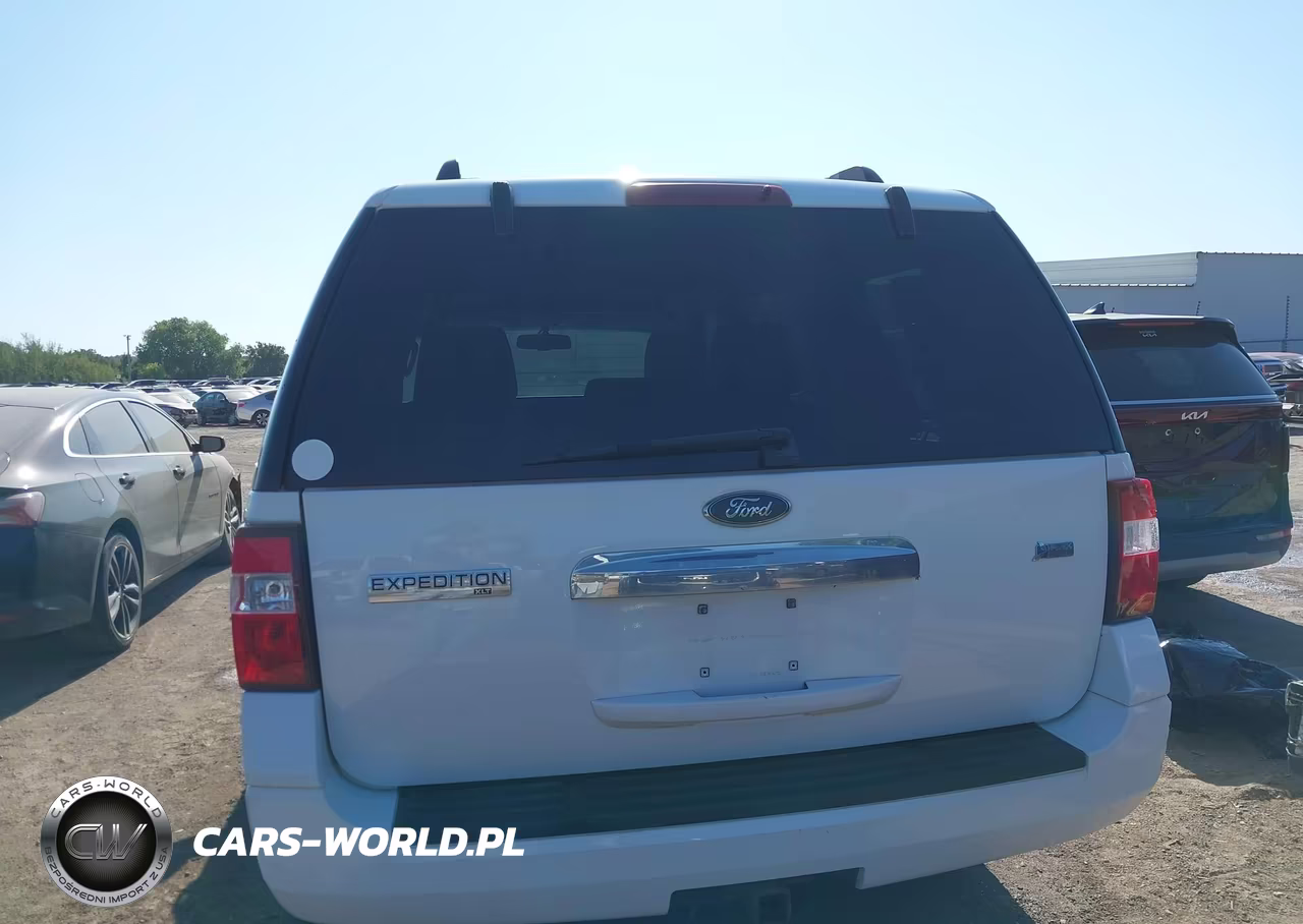 2010 Ford Expedition Xlt VIN:1FMJU1F50AEA94186 - 16
