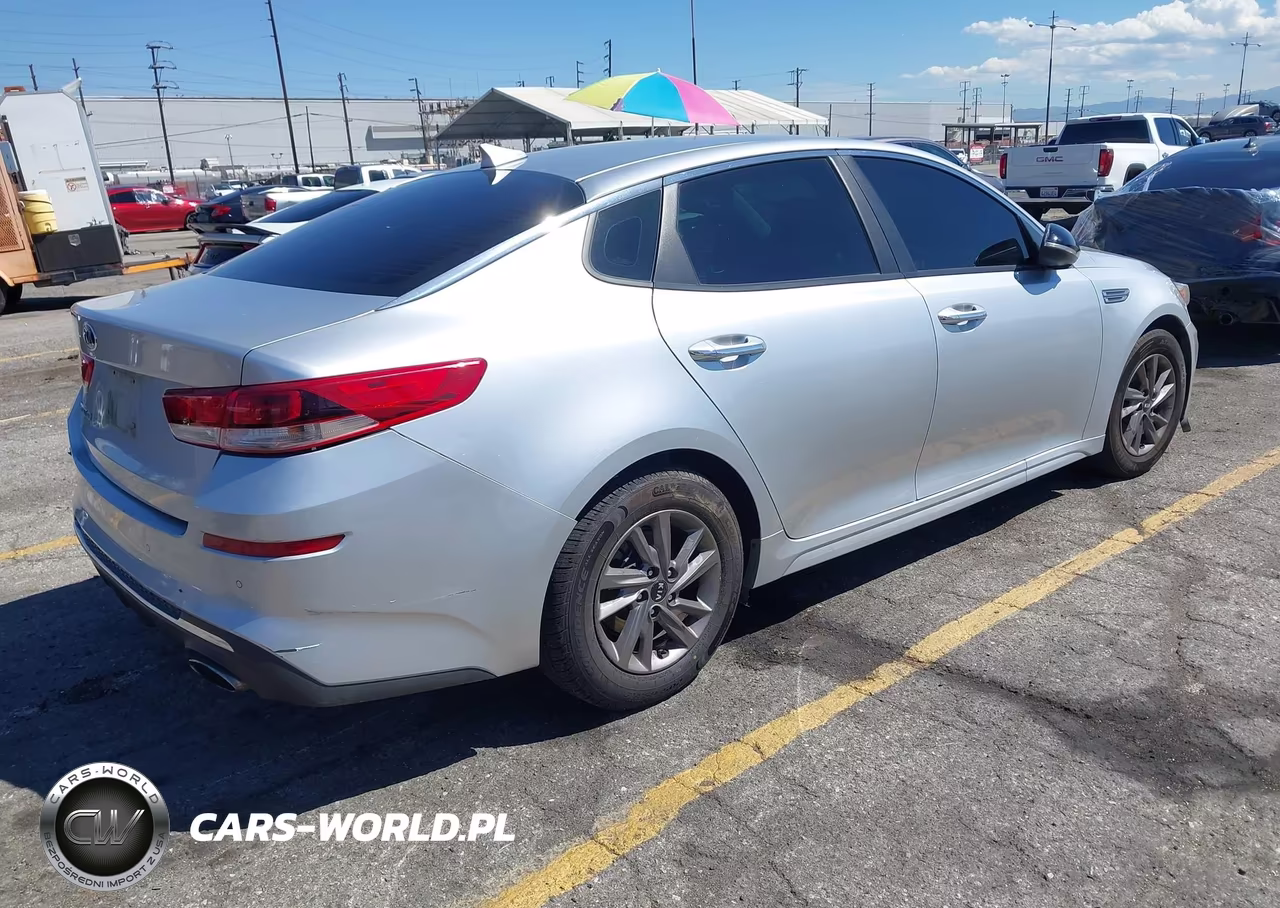 2020 Kia Optima Lx VIN:5XXGT4L39LG404372 - 4