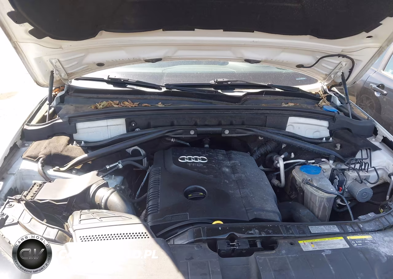 2015 Audi Q5 2.0T Premium VIN:WA1LFAFP2FA104430 - 10