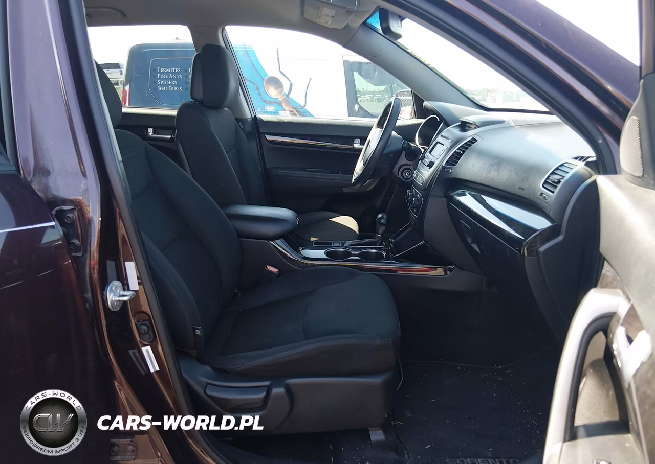2014 Kia Sorento Lx VIN:5XYKT3A62EG471539 - 5