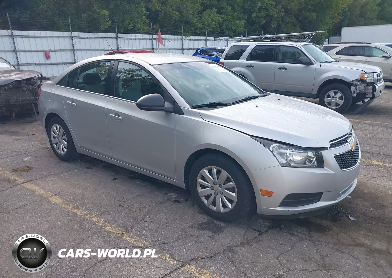 2011 Chevrolet Cruze Ls – zdjęcie 1 z 11