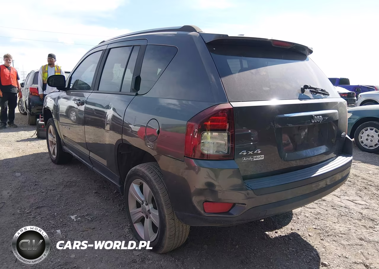 2016 Jeep Compass Latitude VIN:1C4NJDEB1GD594251 - 3