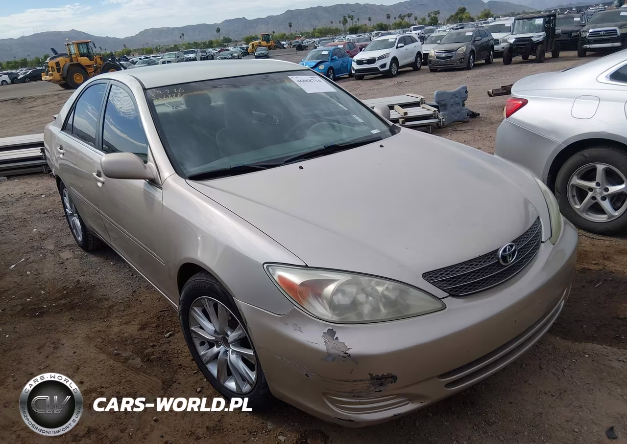 2004 Toyota Camry Le