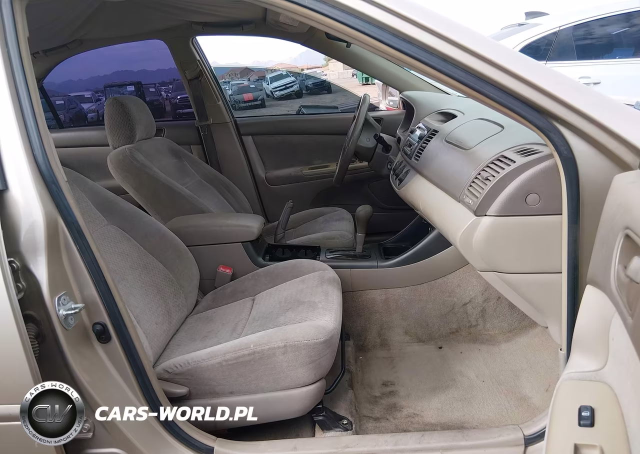 2004 Toyota Camry Le VIN:4T1BE32K54U336828 - 5