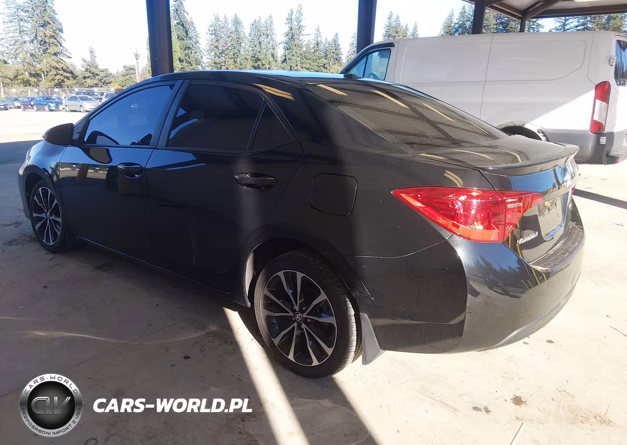 2017 Toyota Corolla Xse VIN:2T1BURHE1HC772753 - 3