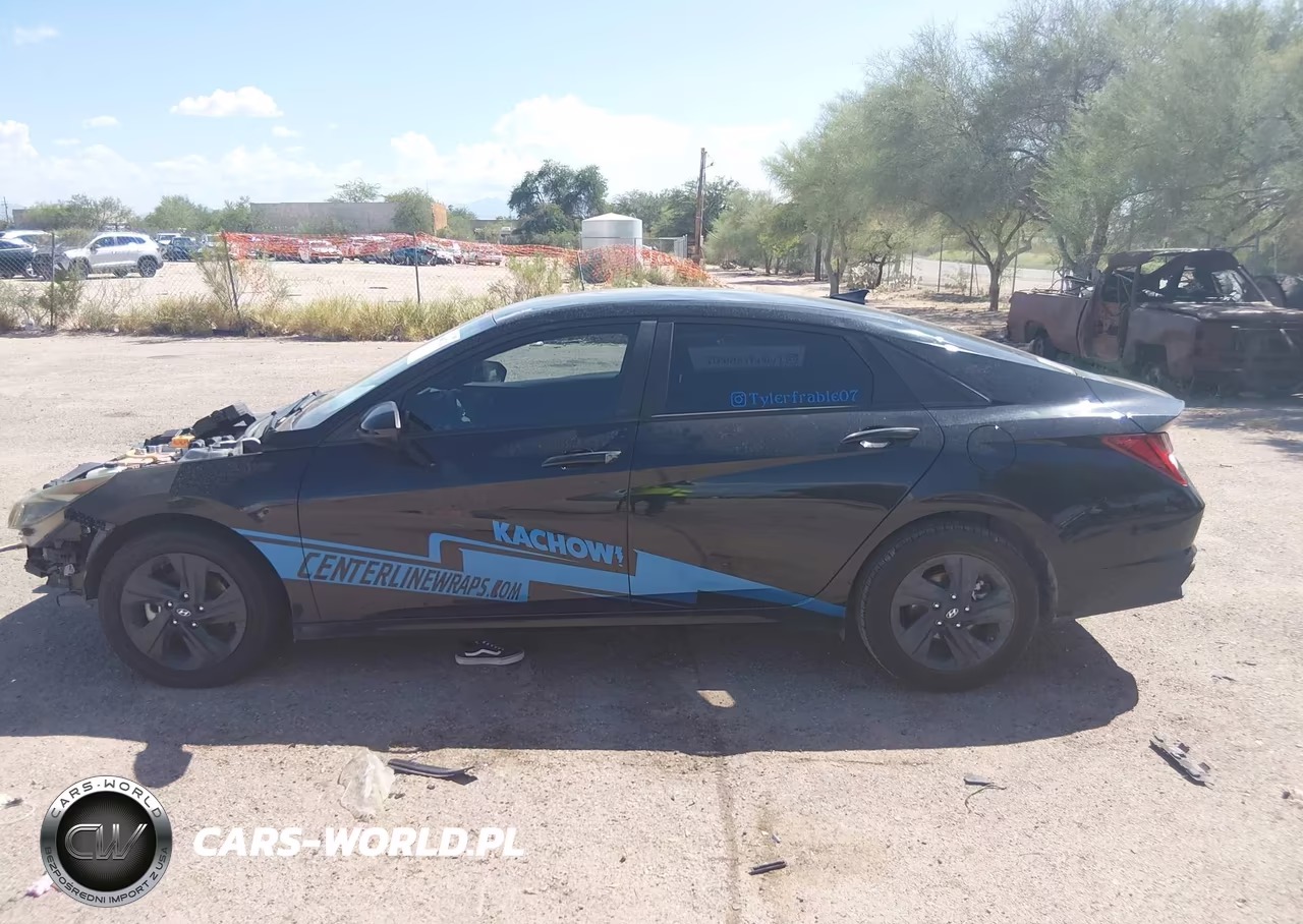 2023 Hyundai Elantra Hybrid Blue VIN:KMHLM4AJ2PU051952 - 14