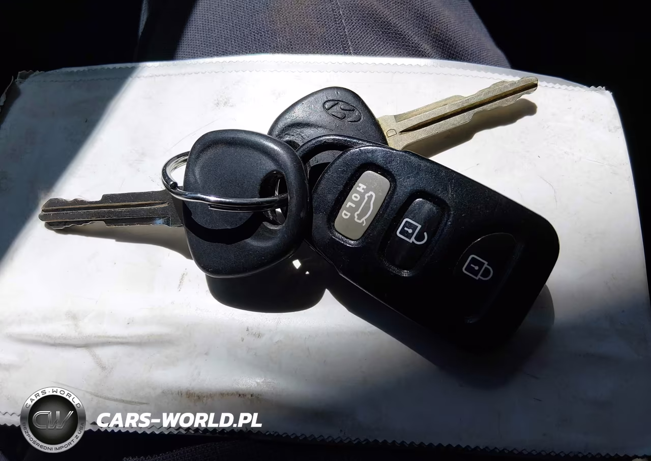 2008 Hyundai Elantra Gls-Se VIN:KMHDU46D88U583019 - 11