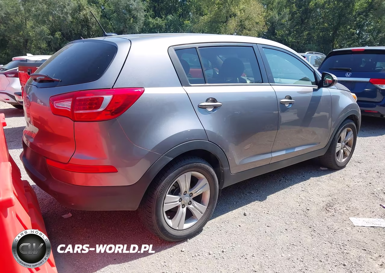 2012 Kia Sportage Lx VIN:KNDPB3A28C7331348 - 4