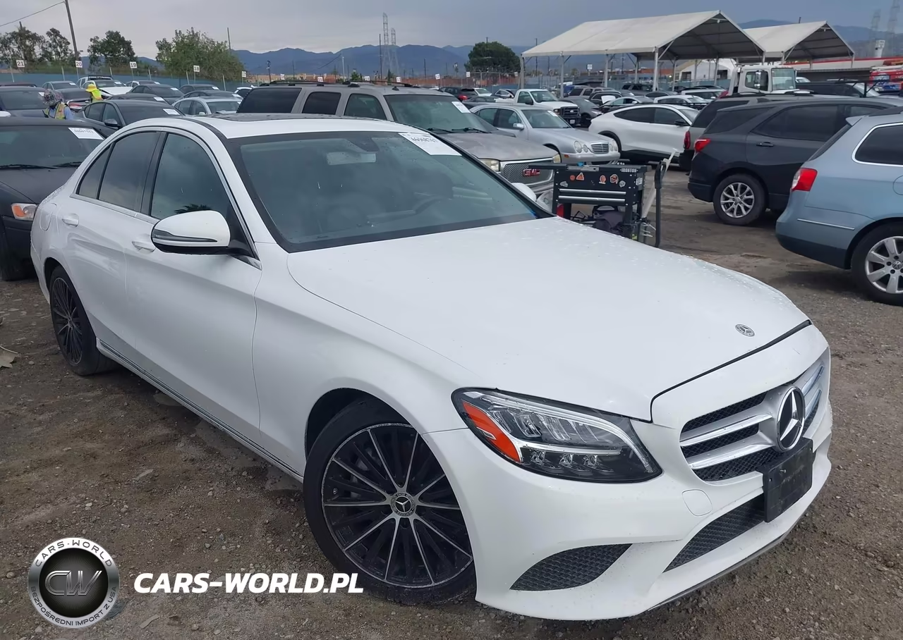 2019 Mercedes-Benz C 300