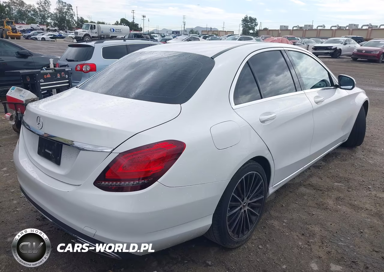 2019 Mercedes-Benz C 300 VIN:55SWF8DB8KU320723 - 4