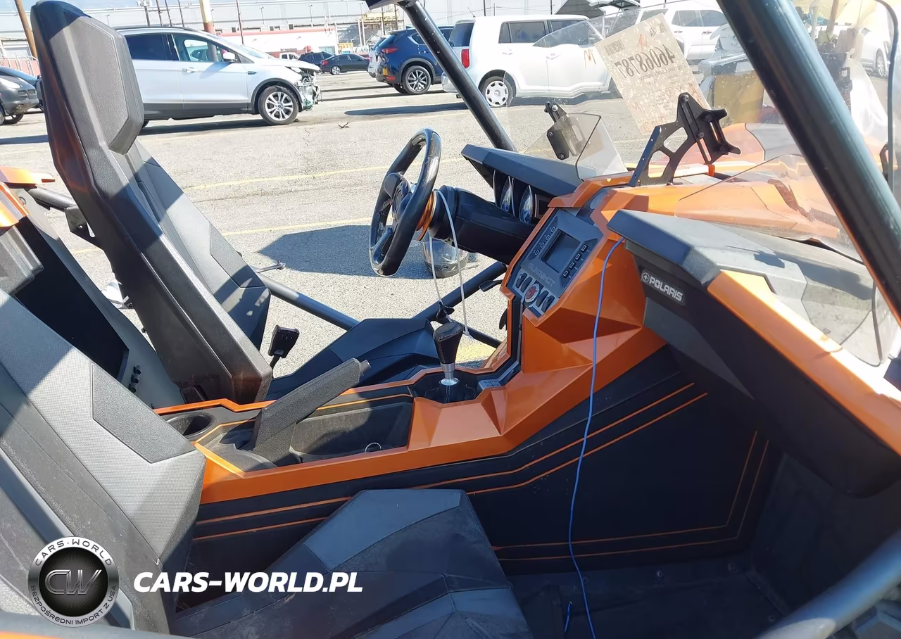 2015 Polaris Slingshot Sl VIN:57XAAPFAXF5104721 - 5
