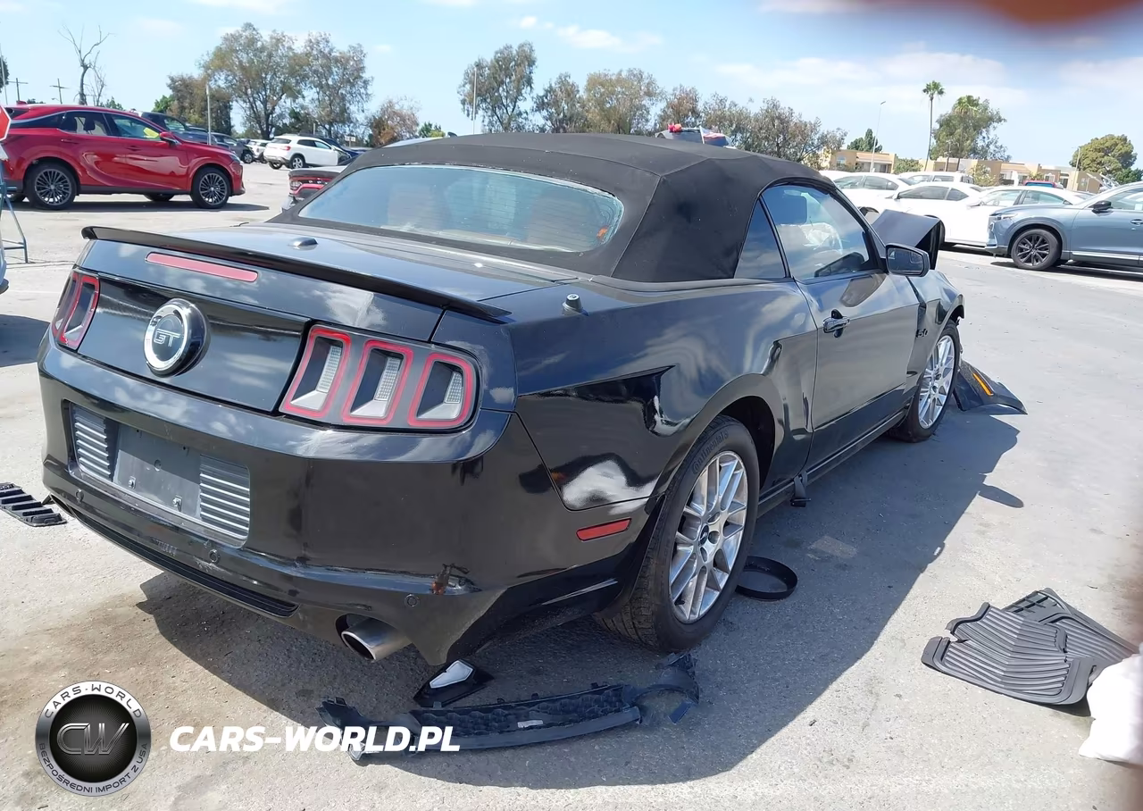 2013 Ford Mustang Gt Premium VIN:1ZVBP8FF2D5226982 - 4