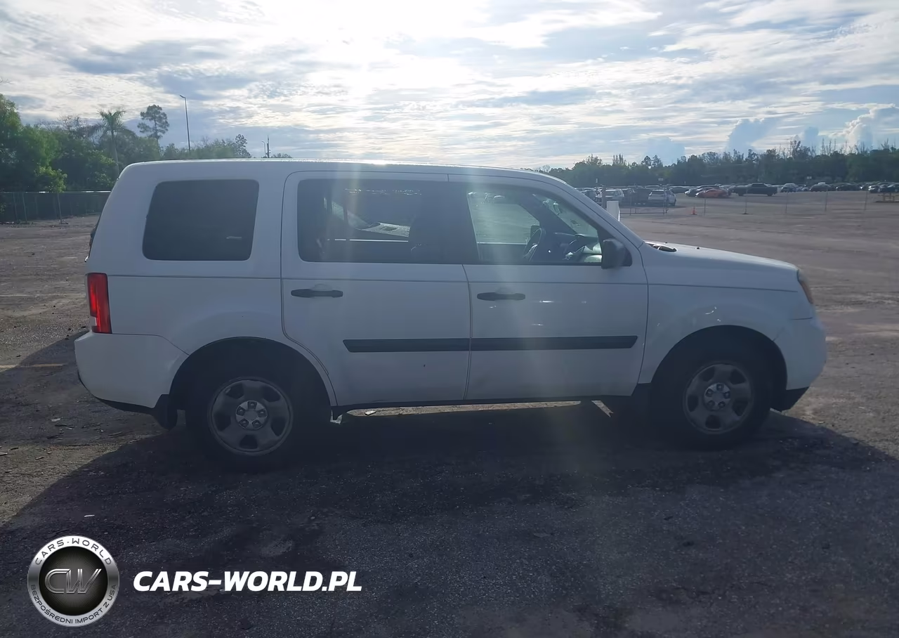2015 Honda Pilot Lx VIN:5FNYF4H21FB062385 - 13