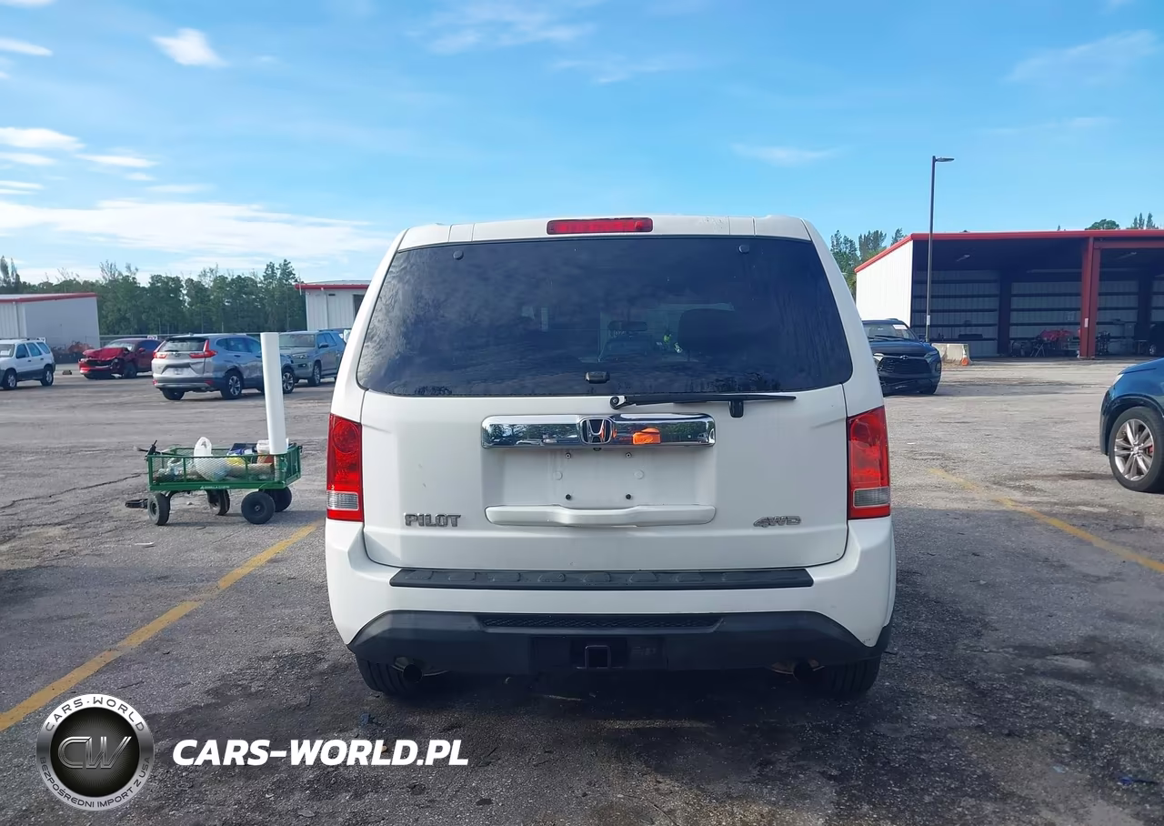2015 Honda Pilot Lx VIN:5FNYF4H21FB062385 - 16