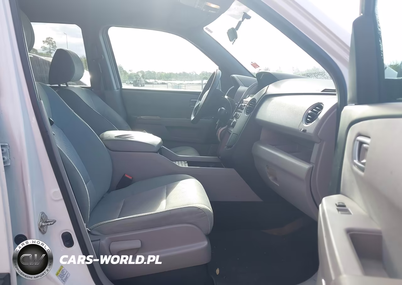 2015 Honda Pilot Lx VIN:5FNYF4H21FB062385 - 8