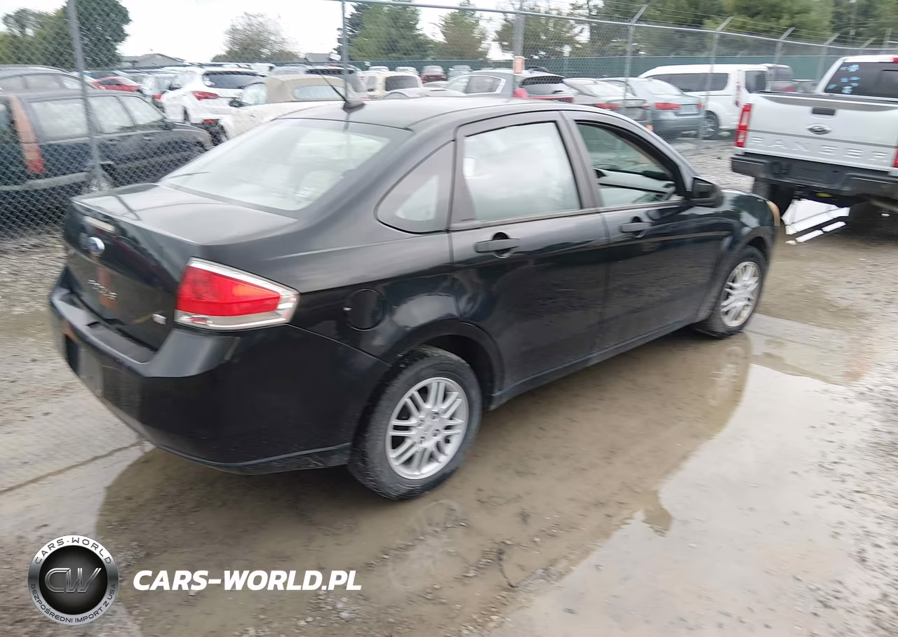 2011 Ford Focus Se VIN:1FAHP3FN6BW145116 - 4