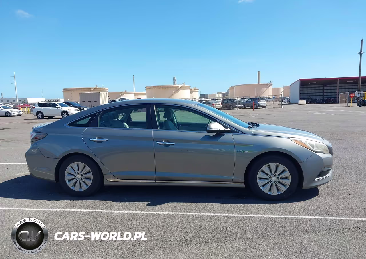2017 Hyundai Sonata Hybrid Se VIN:KMHE24L36HA065403 - 17