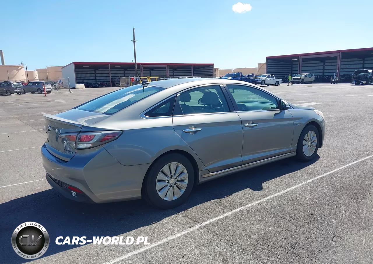 2017 Hyundai Sonata Hybrid Se VIN:KMHE24L36HA065403 - 4