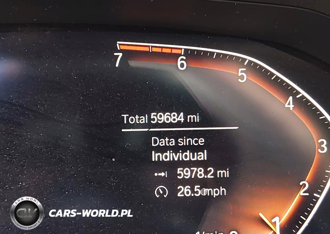 2019 BMW 330I xDrive VIN:3MW5R7J53K8B01635 - 16