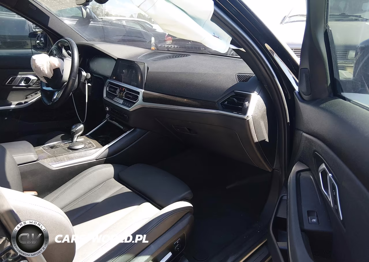 2019 BMW 330I xDrive VIN:3MW5R7J53K8B01635 - 5