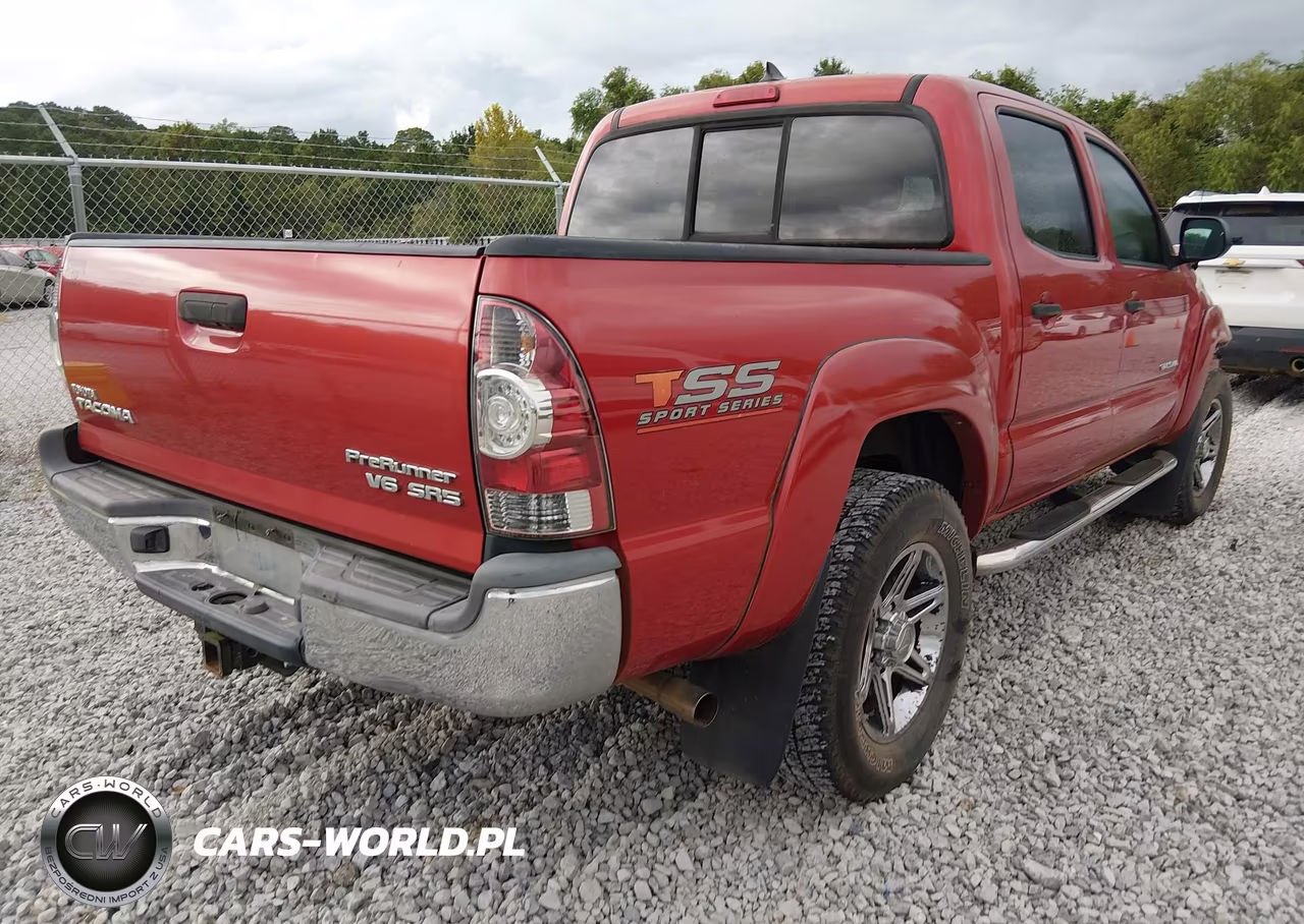 2014 Toyota Tacoma Prerunner V6 VIN:3TMJU4GN2EM157261 - 4