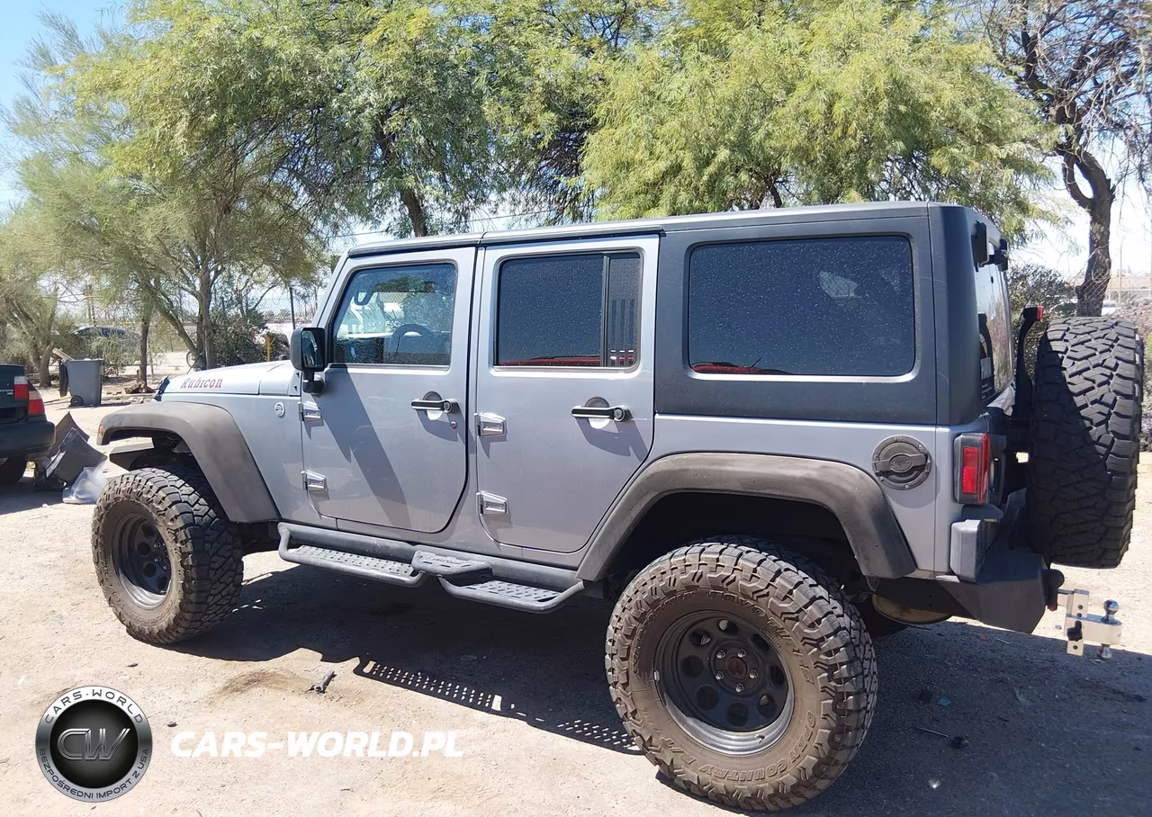 2015 Jeep Wrangler Unlimited Rubicon VIN:1C4BJWFG4FL684880 - 14