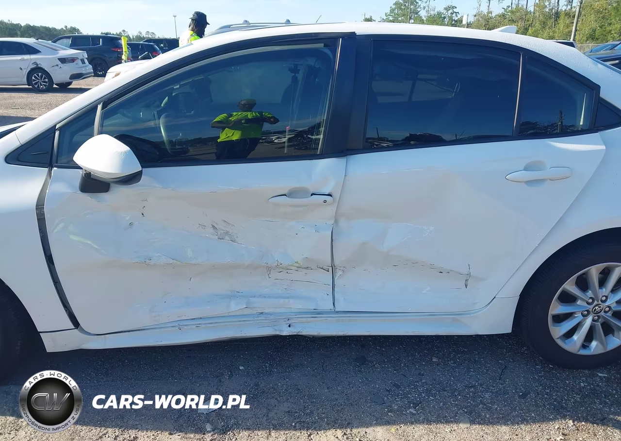 2021 Toyota Corolla Le VIN:JTDHPMAE4MJ135661 - 6