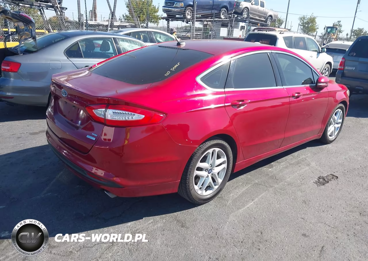 2015 Ford Fusion Se VIN:3FA6P0HD5FR226921 - 4