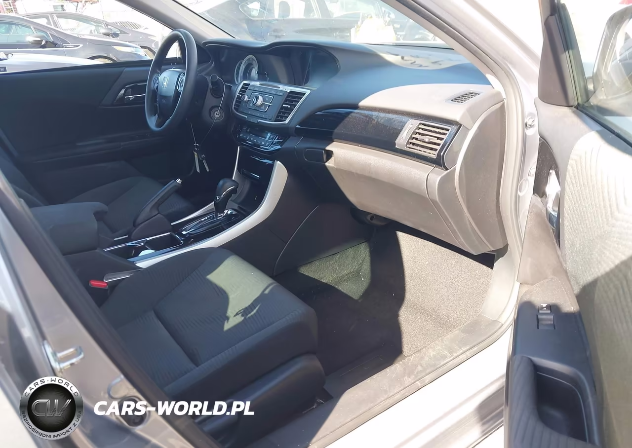 2017 Honda Accord Lx VIN:1HGCR2F34HA086307 - 5
