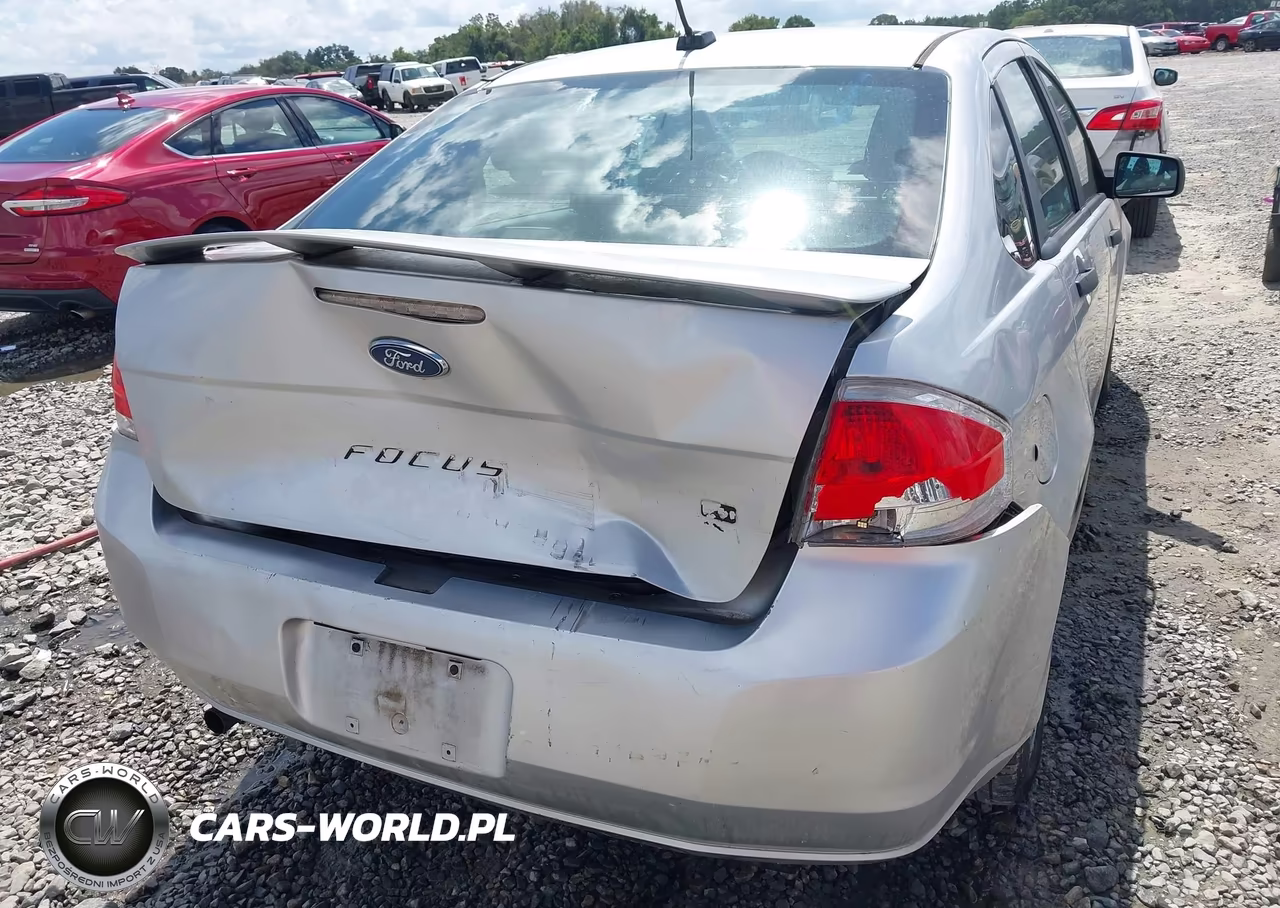 2011 Ford Focus Se VIN:1FAHP3FN1BW174197 - 6