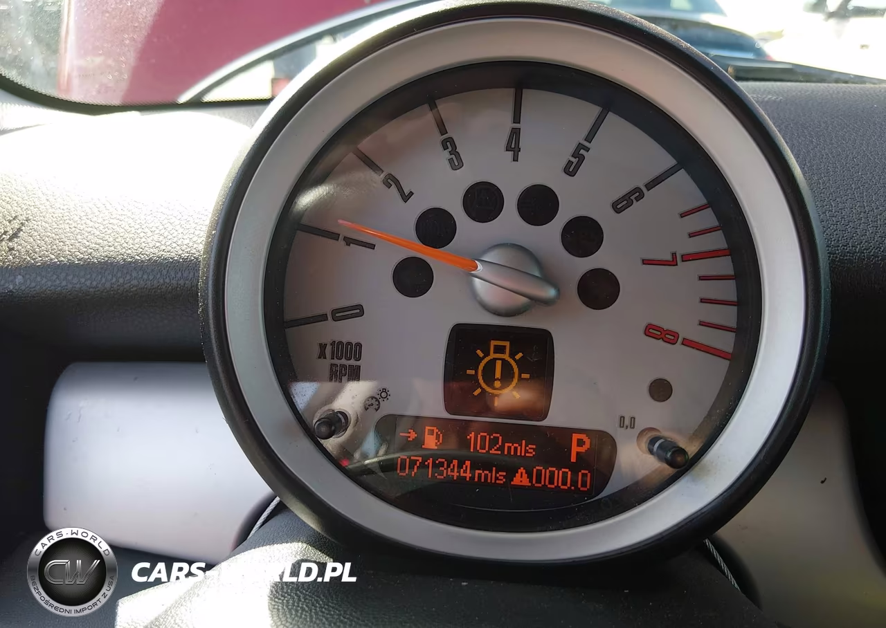 2010 Mini Cooper VIN:WMWMF3C52ATZ66985 - 7