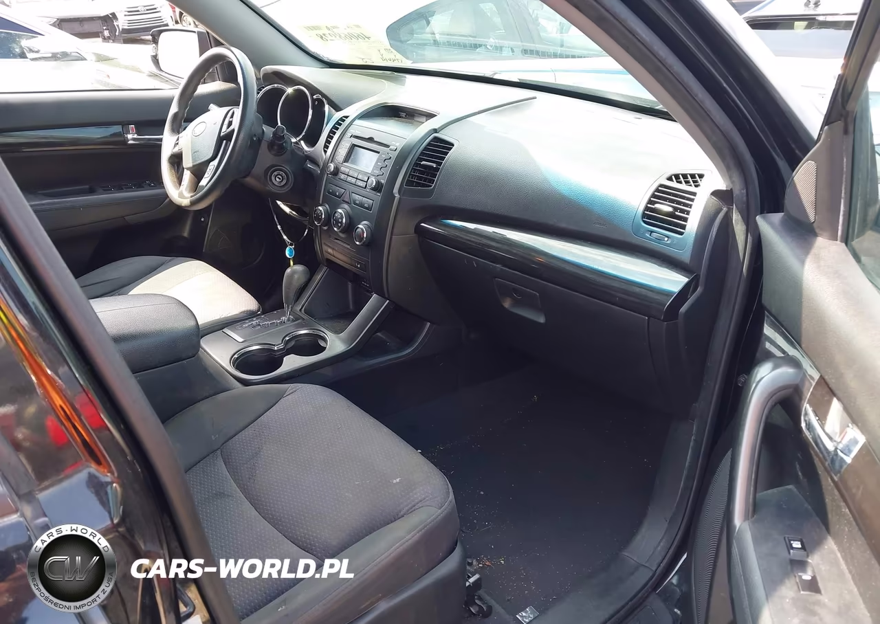 2011 Kia Sorento Lx VIN:5XYKTCA16BG141435 - 5