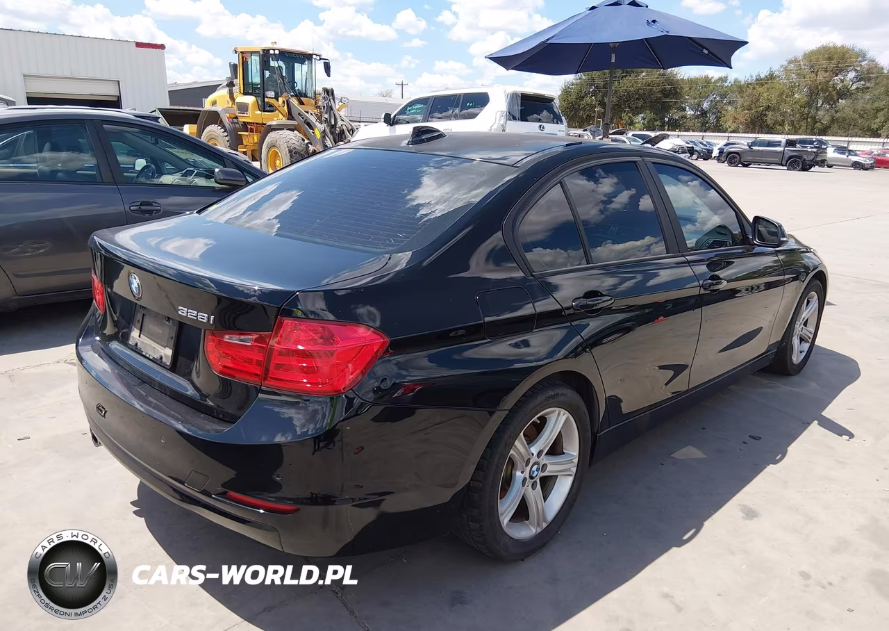 2015 BMW 3 Series 328I VIN:WBA3A5G57FNS86348 - 4