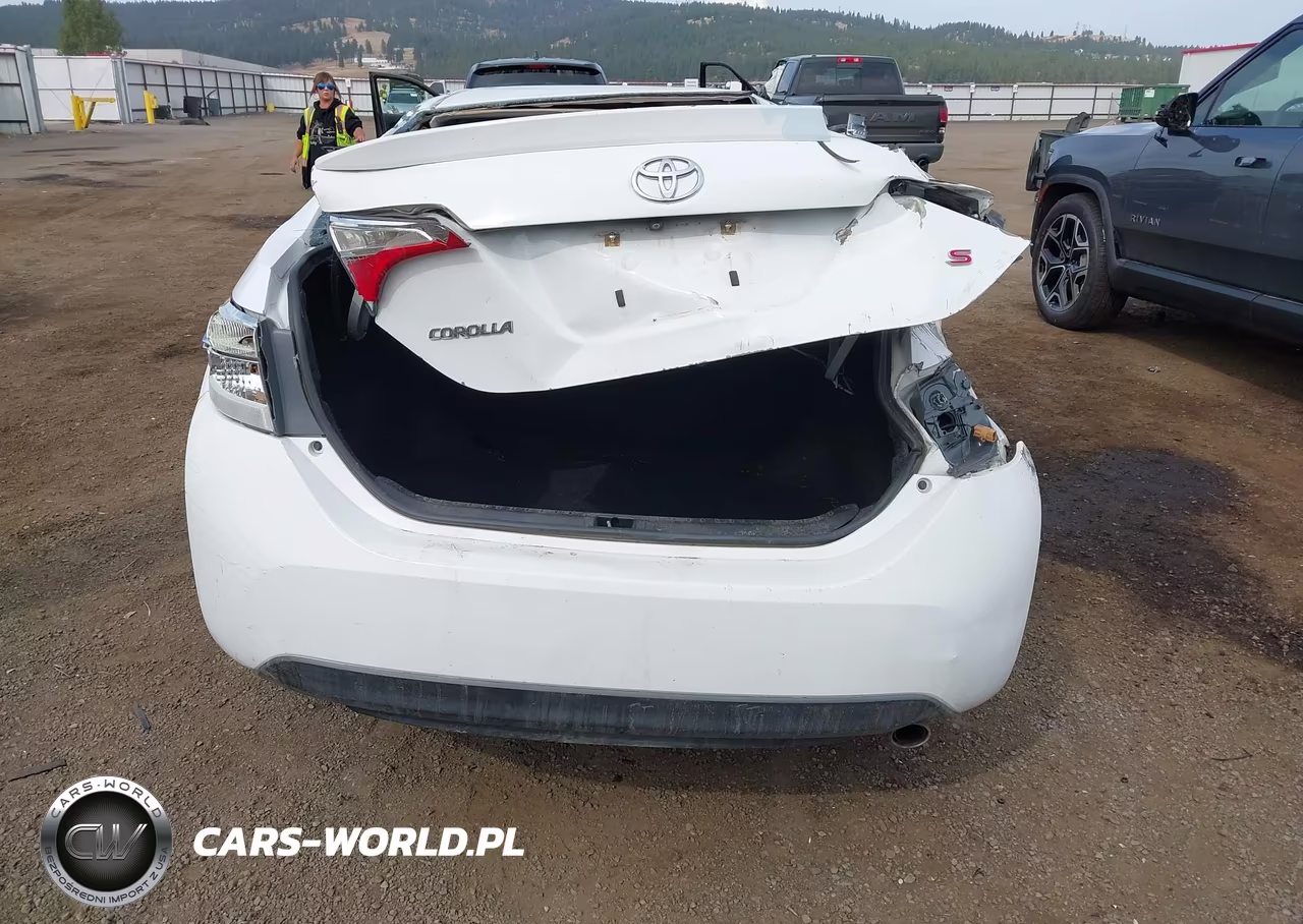 2014 Toyota Corolla S Plus VIN:2T1BURHE1EC095389 - 17