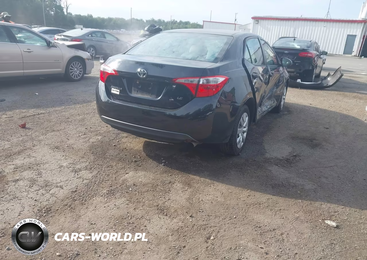 2016 Toyota Corolla Le VIN:2T1BURHE4GC622568 - 4
