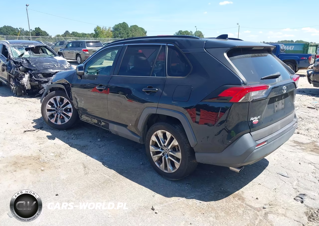 2019 Toyota Rav4 Xle Premium VIN:JTMC1RFV8KJ001654 - 3