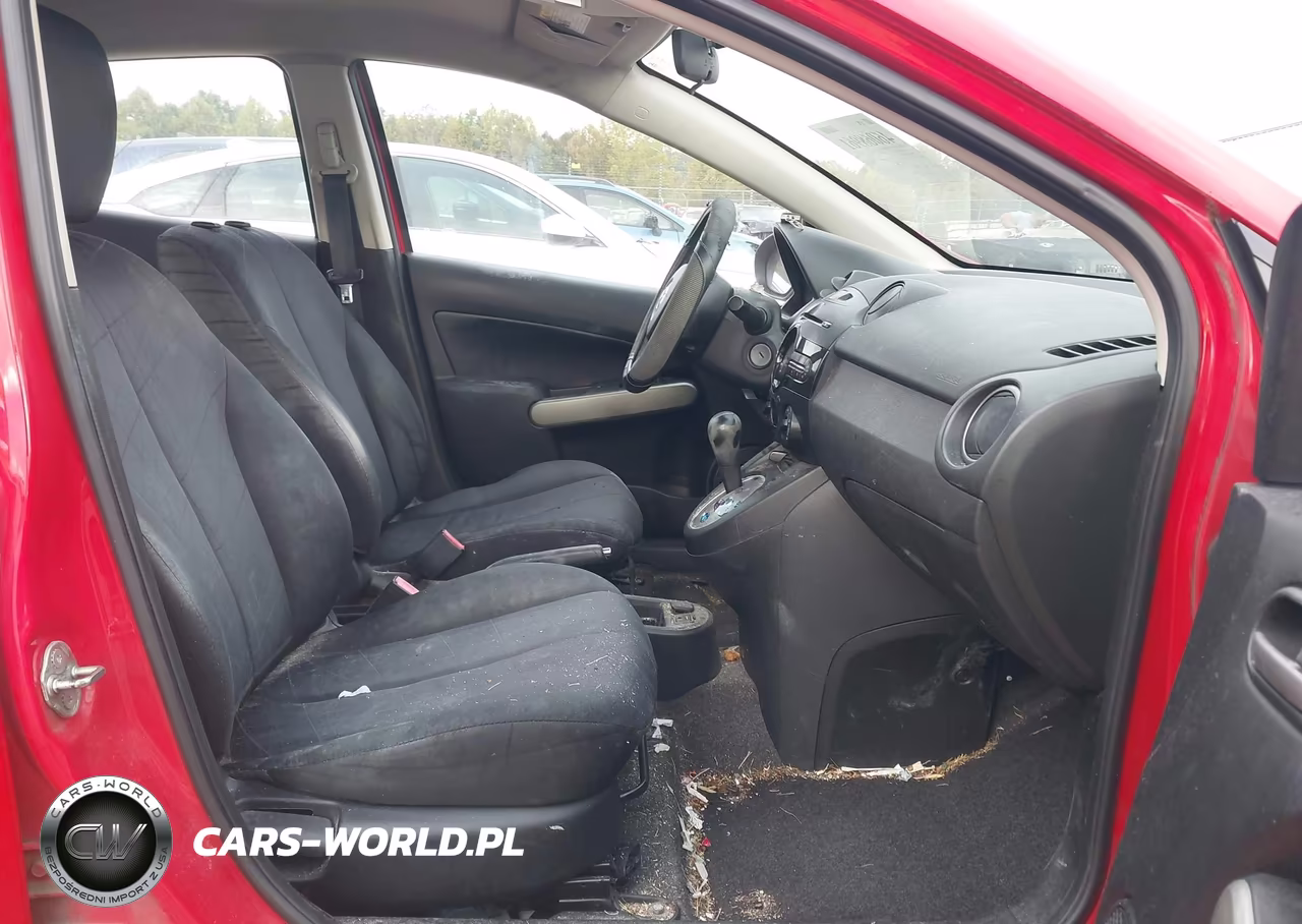 2014 Mazda Mazda2 Sport VIN:JM1DE1KZXE0179160 - 5