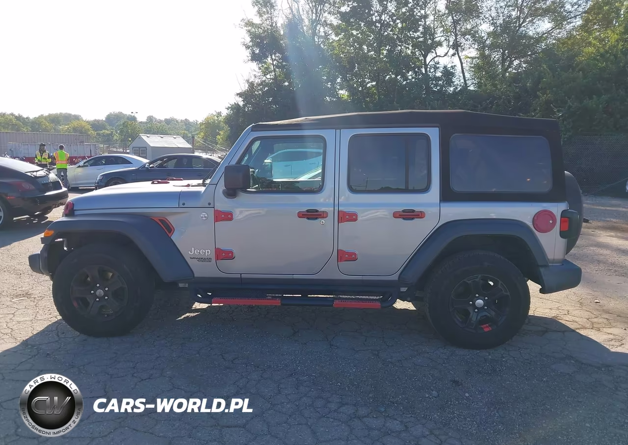2019 Jeep Wrangler Unlimited Sport S 4X4 VIN:1C4HJXDGXKW582768 - 15