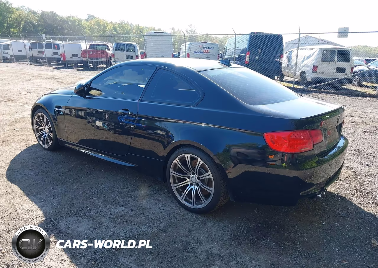 2011 BMW M3 VIN:WBSKG9C59BE645695 - 3