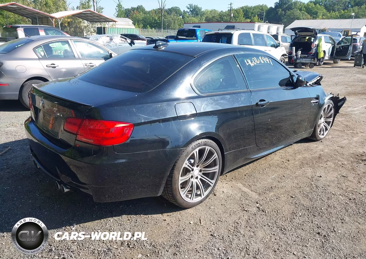 2011 BMW M3 VIN:WBSKG9C59BE645695 - 4