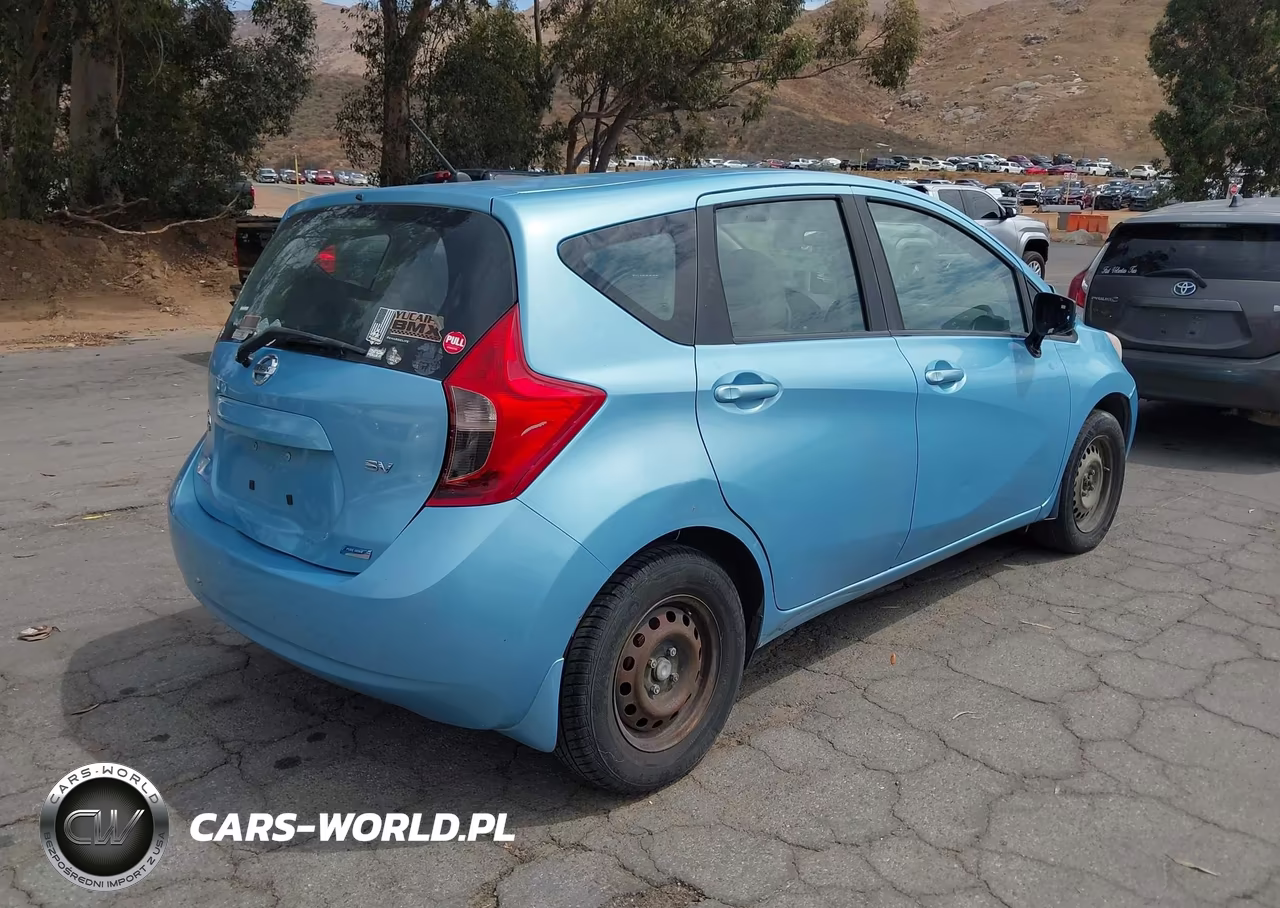 2015 Nissan Versa Note S (Sr)-S Plus-Sl-Sr-Sv VIN:3N1CE2CP6FL360875 - 4